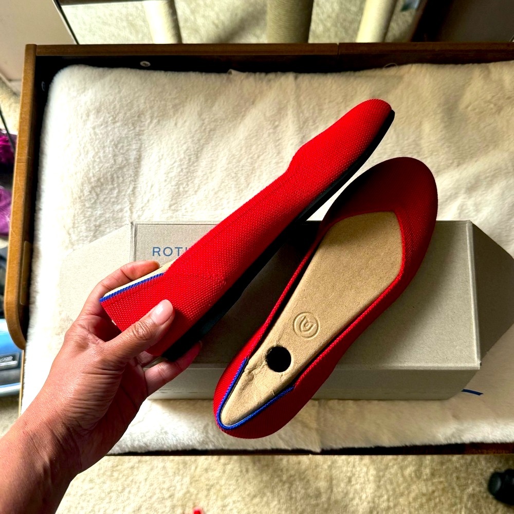 Rothy’s Flats in Red, Size 7, New In Box (NIB)